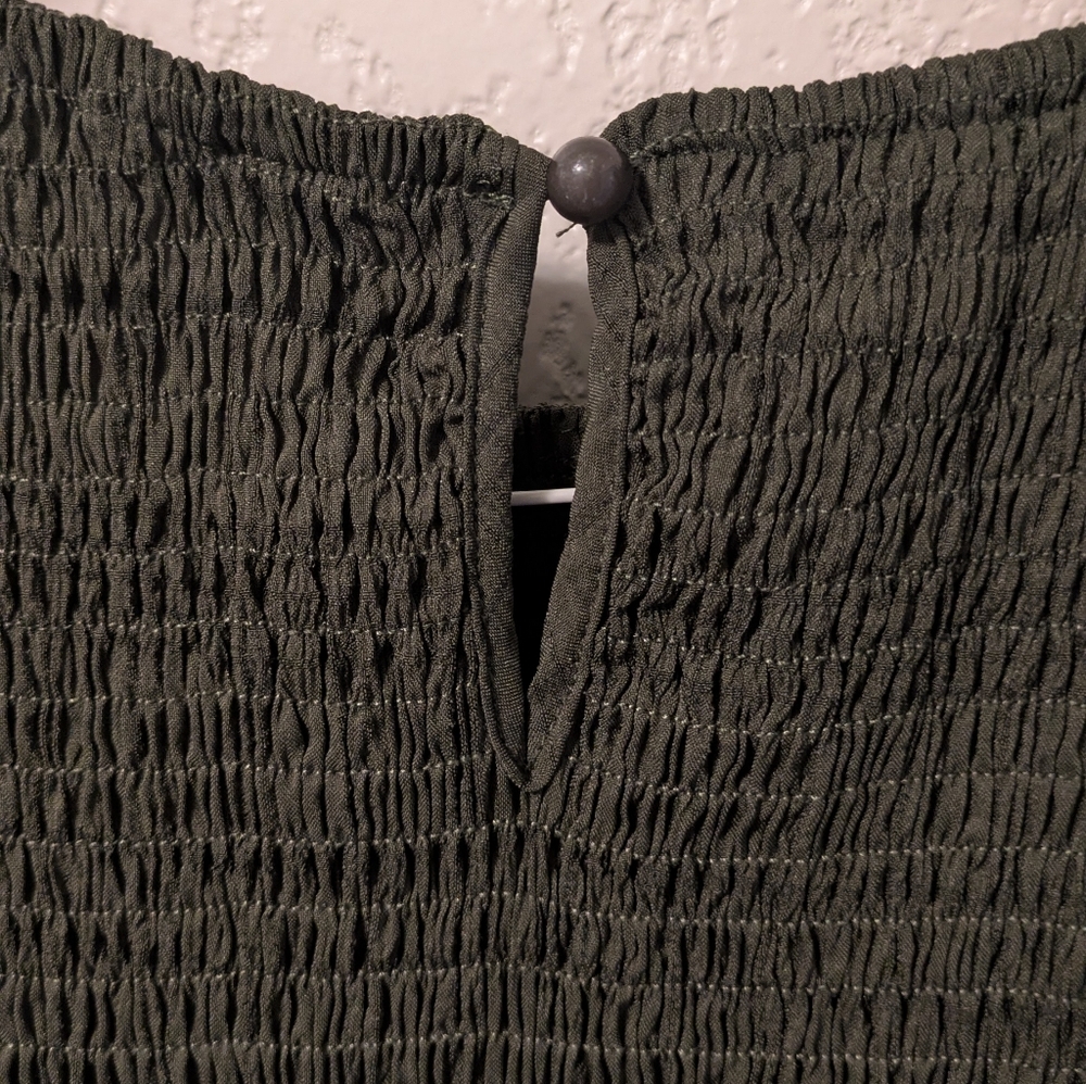 SHEIN Green Smocked Puff Sleeve Midi Dress - Picture 4 of 6